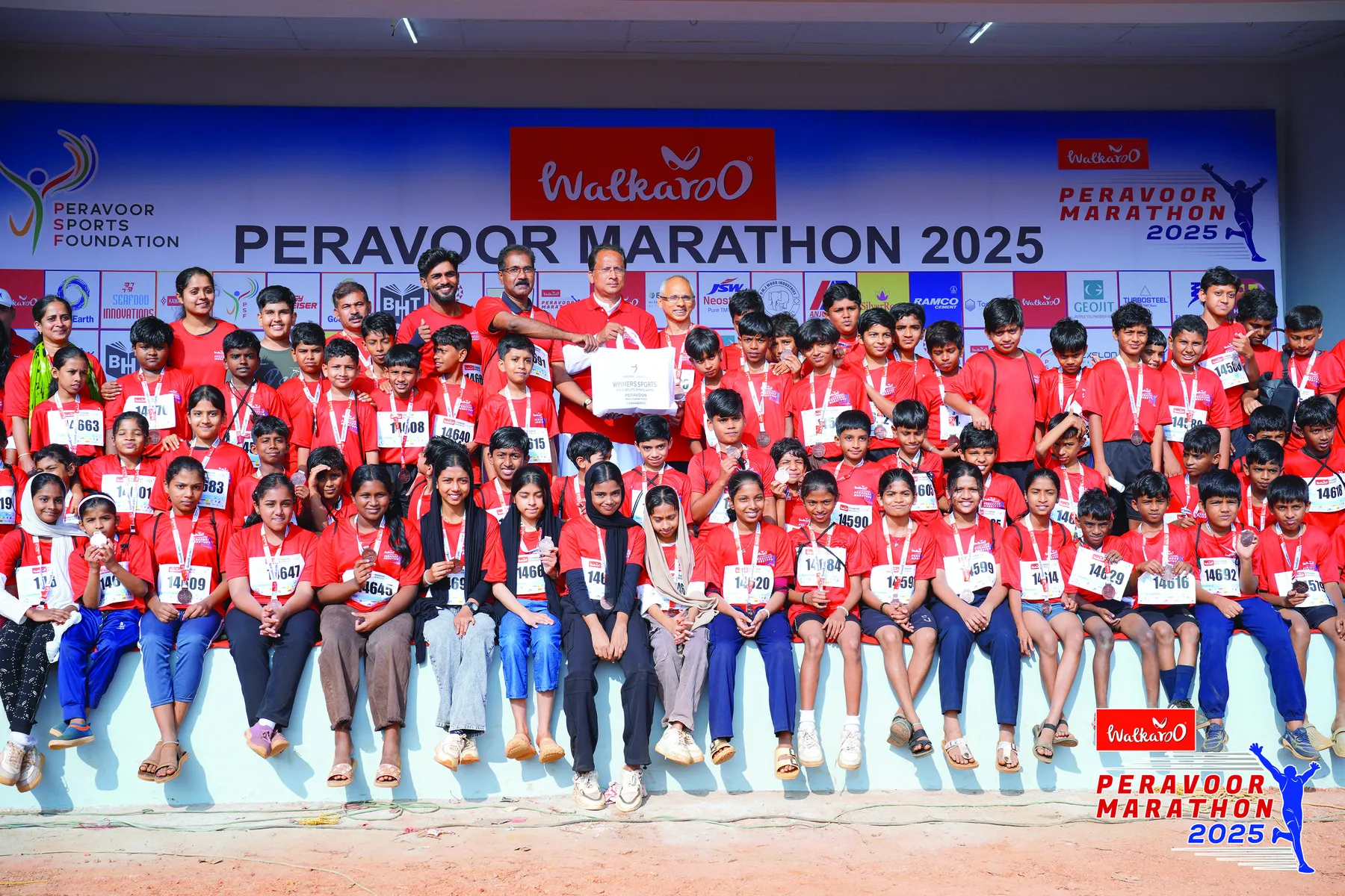 Runners at Peravoor Marathon 2025